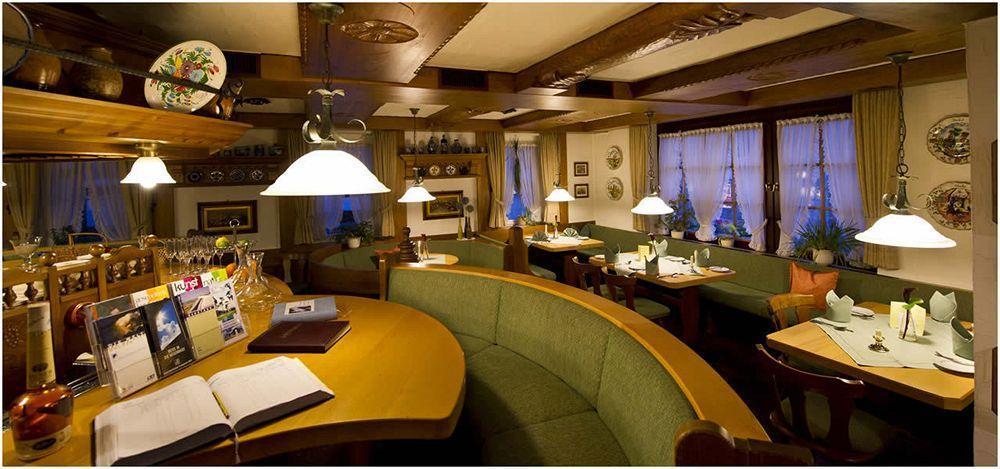 Goebels Hotel Zum Loewen Friedewald  Eksteriør billede